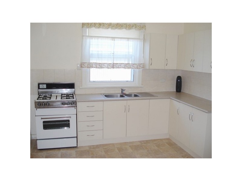 12 PRESS ROAD, Brooklyn Park SA 5032