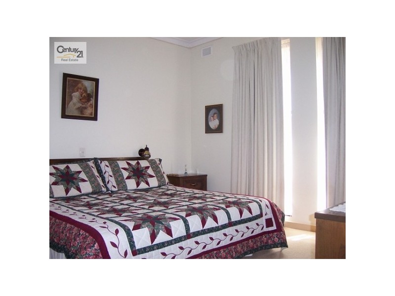 19 RIVETT AVENUE, Fulham Gardens SA 5024