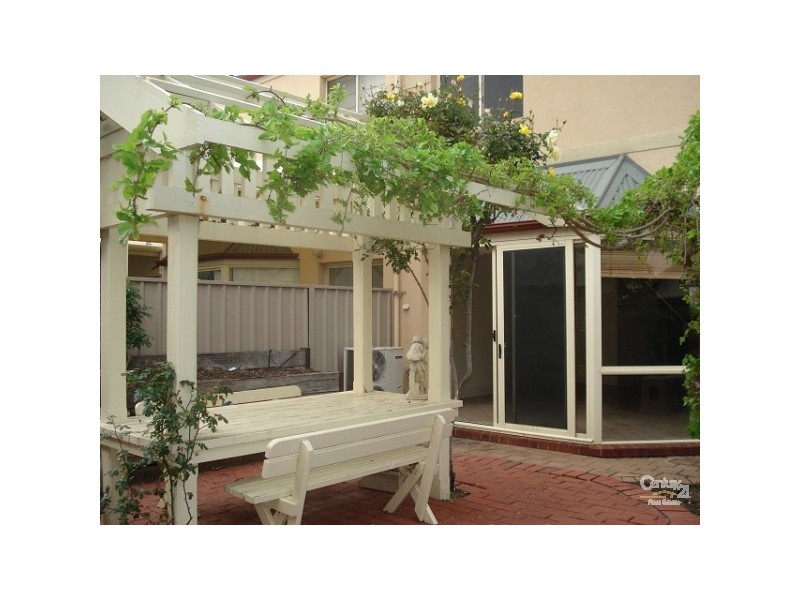 2 FARROW PLACE, Mile End SA 5031