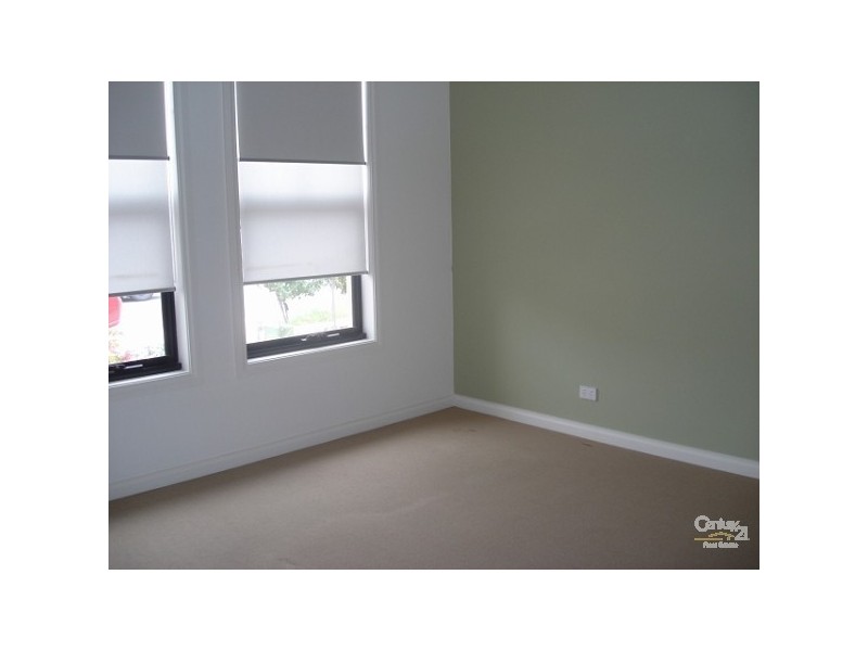 4 MOORE STREET, Birkenhead SA 5015