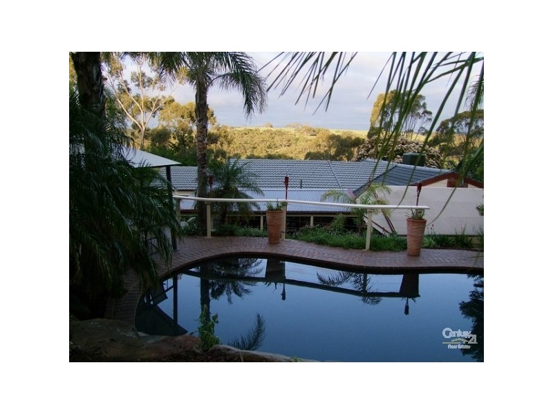 118 BROADMEADOW DRIVE, Flagstaff Hill SA 5159