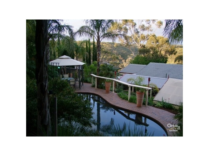 118 BROADMEADOW DRIVE, Flagstaff Hill SA 5159