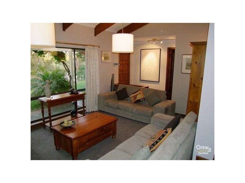 118 BROADMEADOW DRIVE, Flagstaff Hill SA 5159