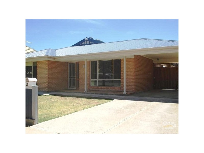 37 BUCKNALL ROAD, Glanville SA 5015