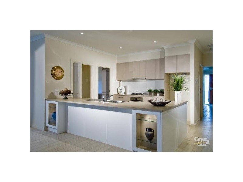 77 Highfield Drive, Craigburn Farm SA 5051