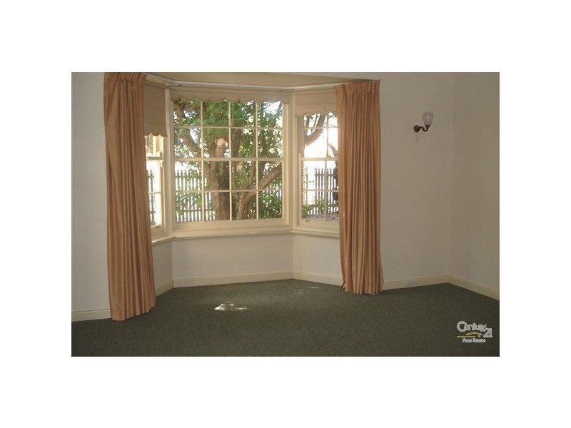 7 CHARLES STURT AVENUE, Grange SA 5022