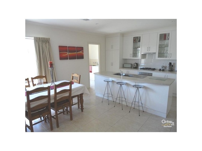 9 SUTTON TERRACE, Marleston SA 5033