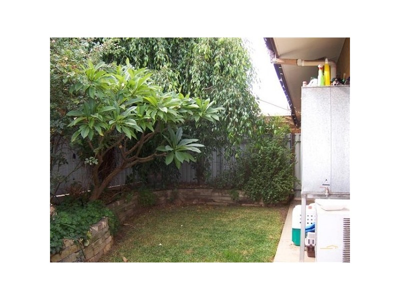 2/4 ETON ROAD, Keswick SA 5035