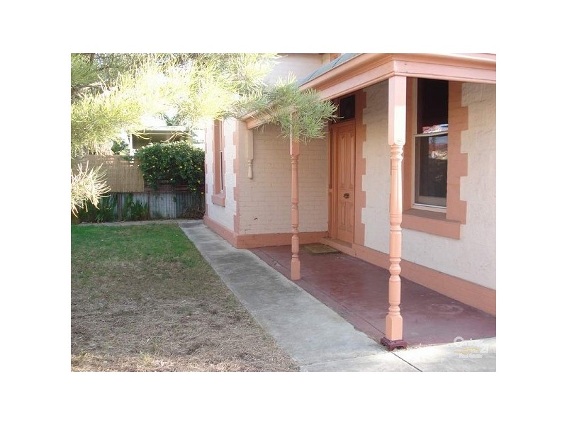 2 VERRAN AVENUE, Hilton SA 5033