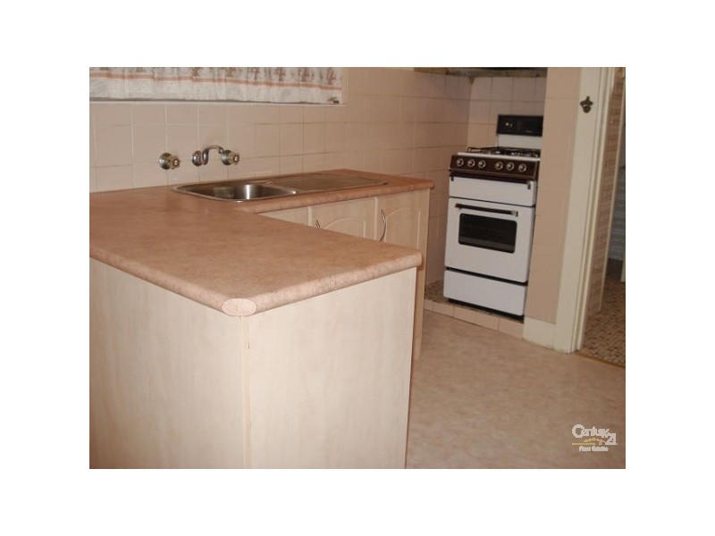 2 VERRAN AVENUE, Hilton SA 5033