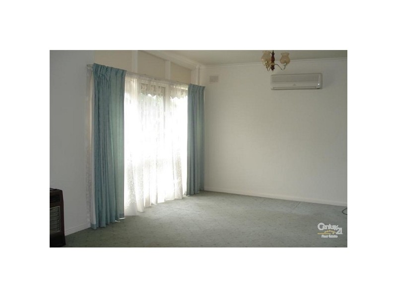 16 OXFORD CRESCENT, Modbury SA 5092