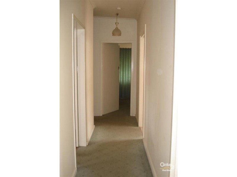 16 OXFORD CRESCENT, Modbury SA 5092