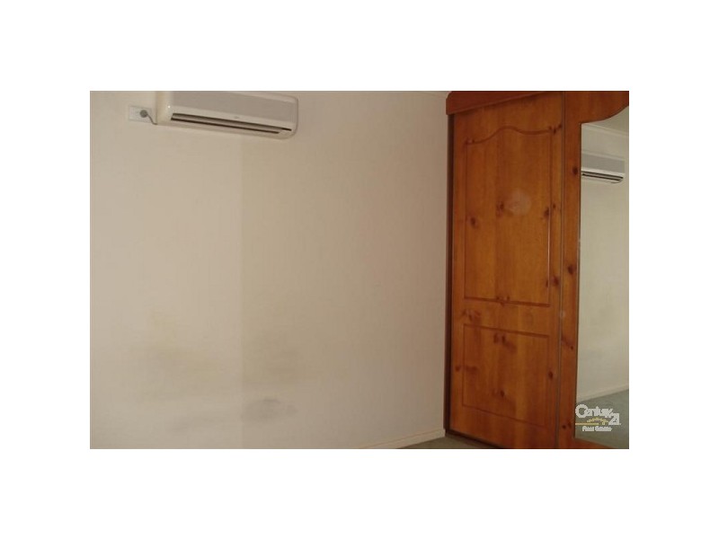 16 OXFORD CRESCENT, Modbury SA 5092