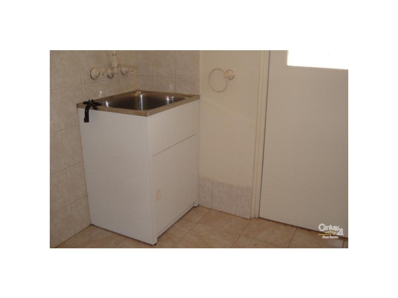 16 OXFORD CRESCENT, Modbury SA 5092