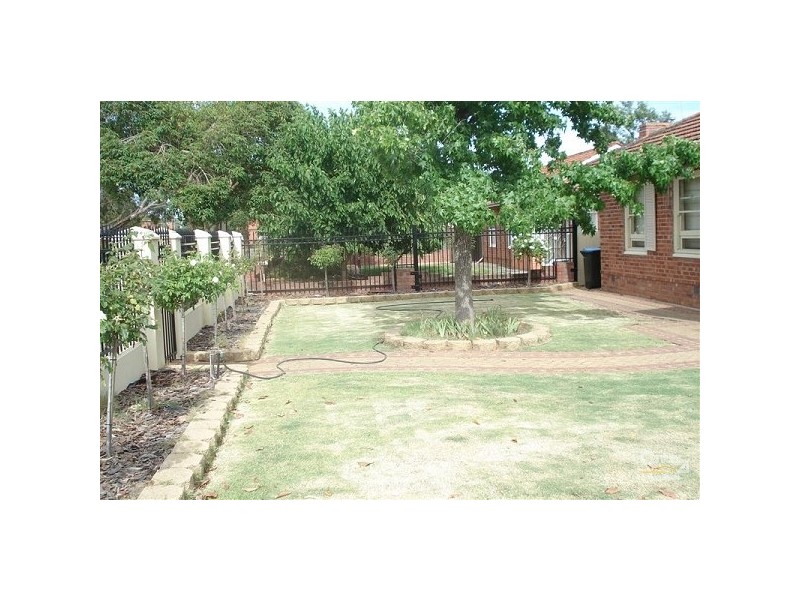 6 JAFFREY STREET, Blair Athol SA 5084