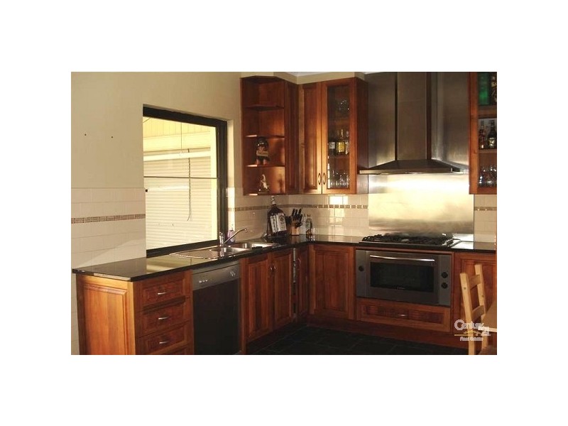 6 JAFFREY STREET, Blair Athol SA 5084