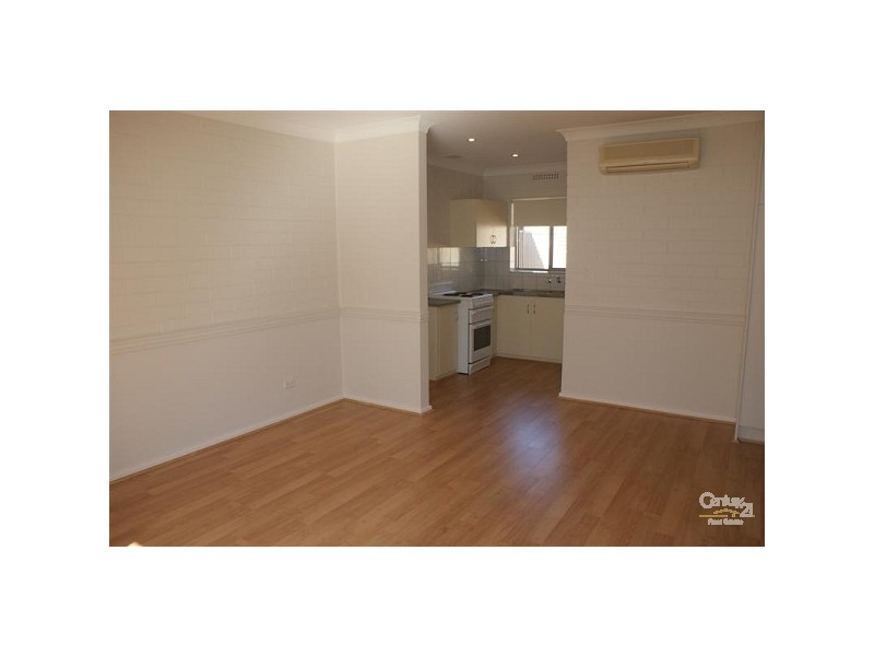 4/1 HALSEY ROAD, Fulham SA 5024