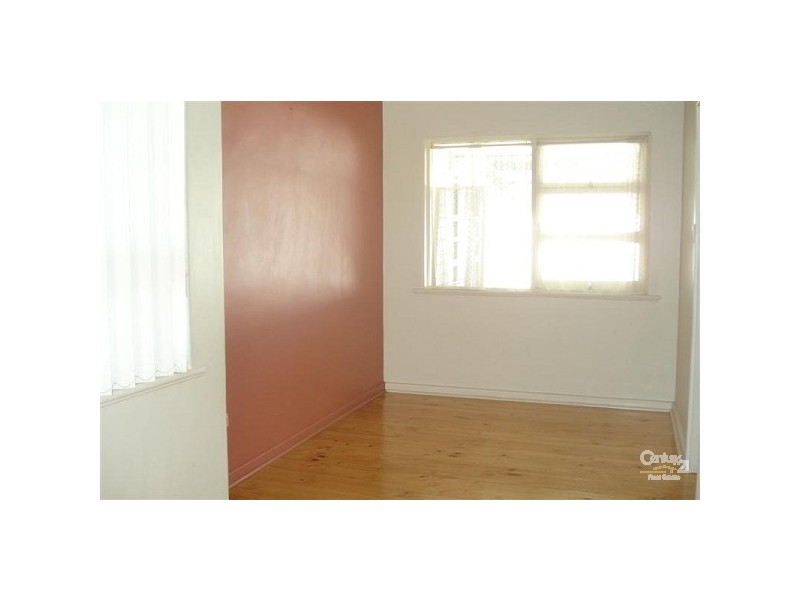 6 JOHNSTONE ROAD, Oaklands Park SA 5046