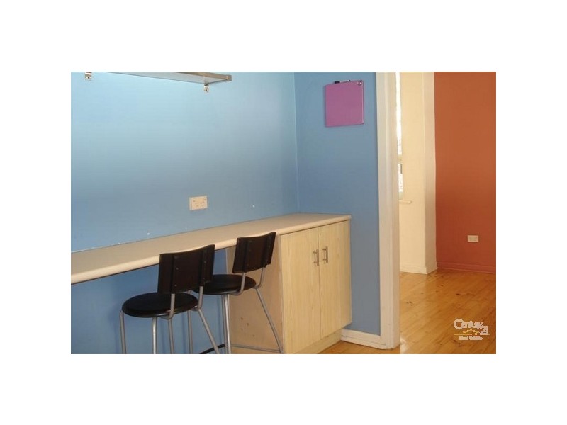 6 JOHNSTONE ROAD, Oaklands Park SA 5046