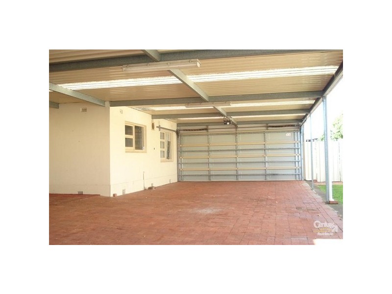 6 JOHNSTONE ROAD, Oaklands Park SA 5046