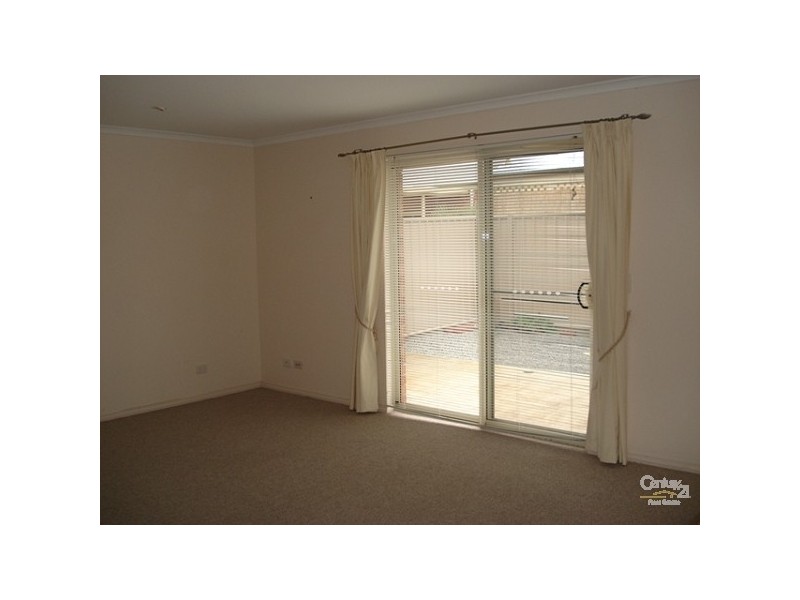 4A CLOSE STREET, Birkenhead SA 5015