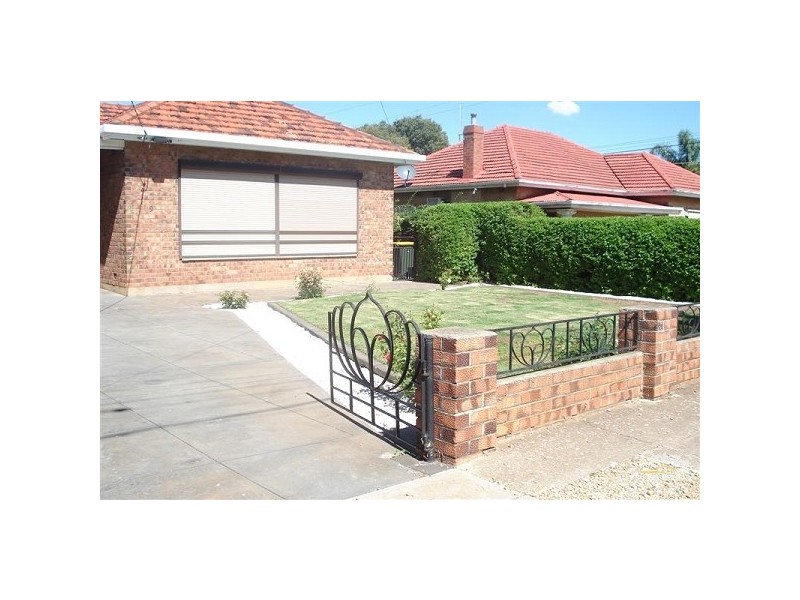 9 MILTON AVENUE, Clearview SA 5085