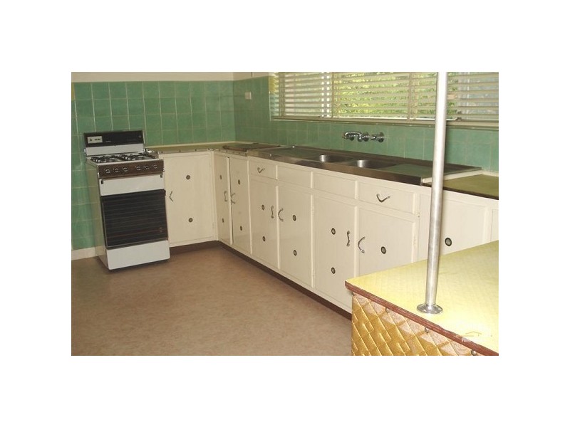 9 MILTON AVENUE, Clearview SA 5085