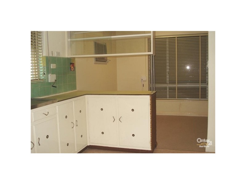 9 MILTON AVENUE, Clearview SA 5085