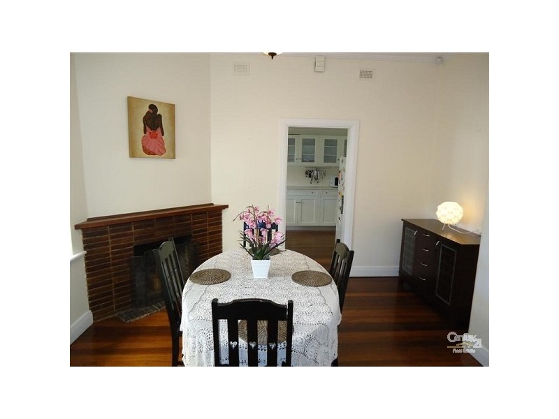 18 WALCOT STREET, Largs Bay SA 5016