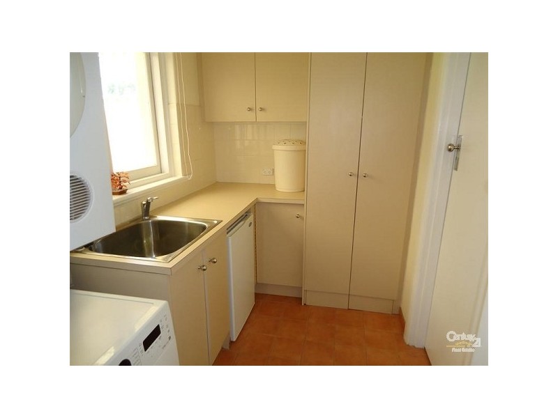 18 WALCOT STREET, Largs Bay SA 5016