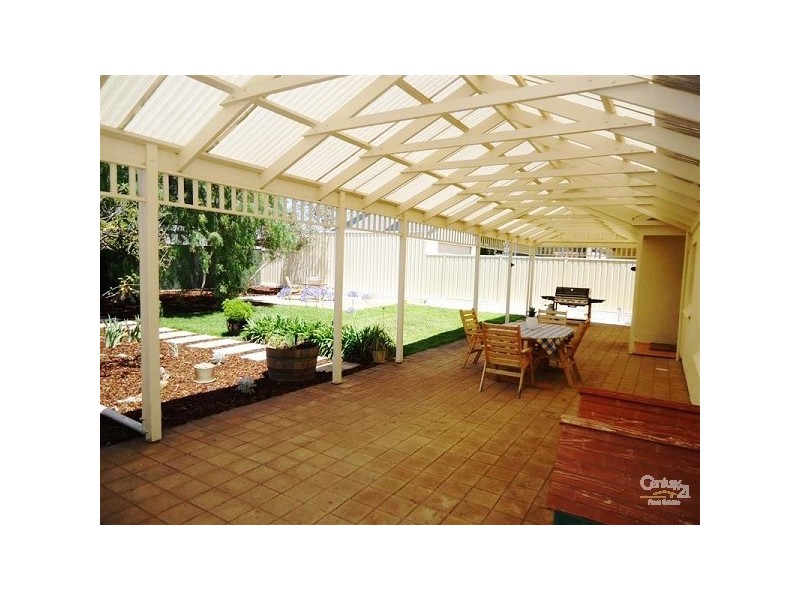 18 WALCOT STREET, Largs Bay SA 5016