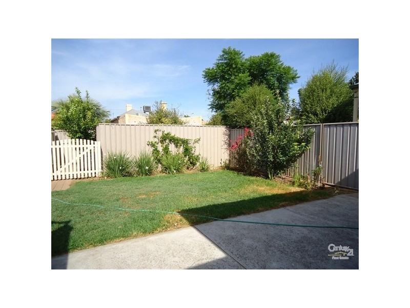18 CATOR STREET, West Hindmarsh SA 5007