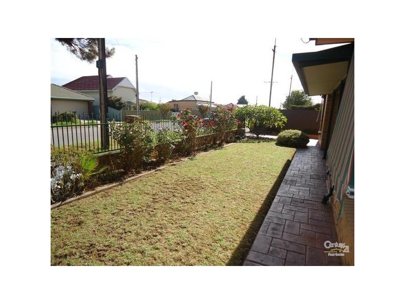 37 CEDAR AVENUE, Royal Park SA 5014