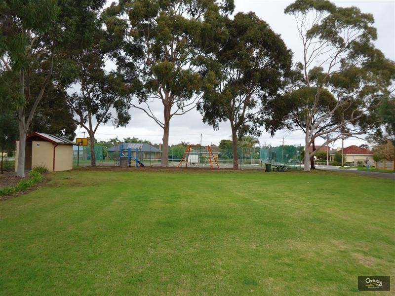 14 Tasman Avenue, Flinders Park SA 5025