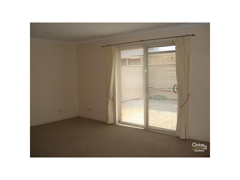 4A CLOSE STREET, Birkenhead SA 5015