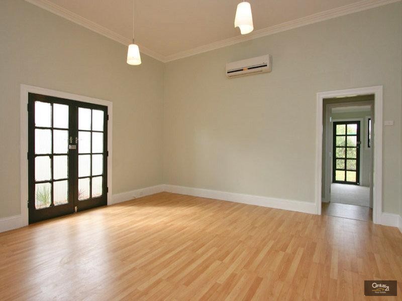 25 TAPLEYS HILL ROAD, Hendon SA 5014