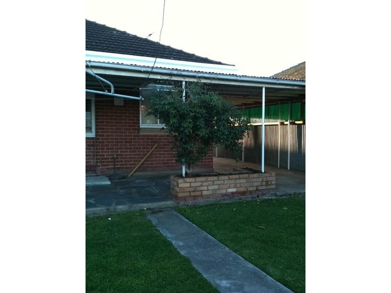 8 YOUNG STREET, Findon SA 5023