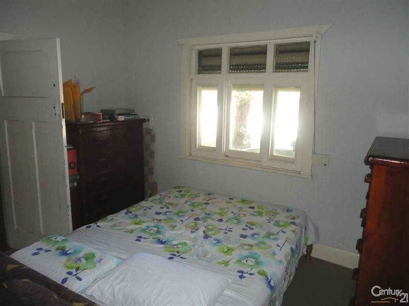 1 Pegler Street, Beverley SA 5009