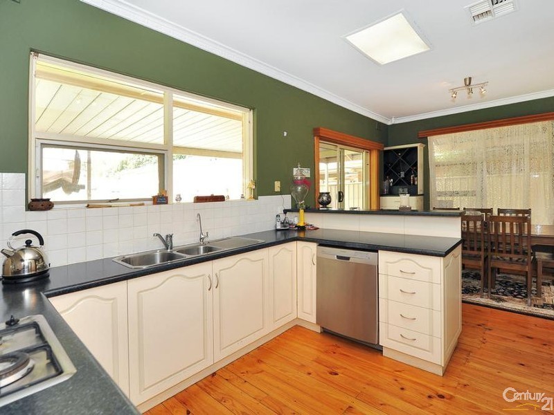 38 Tandanya Avenue, Grange SA 5022