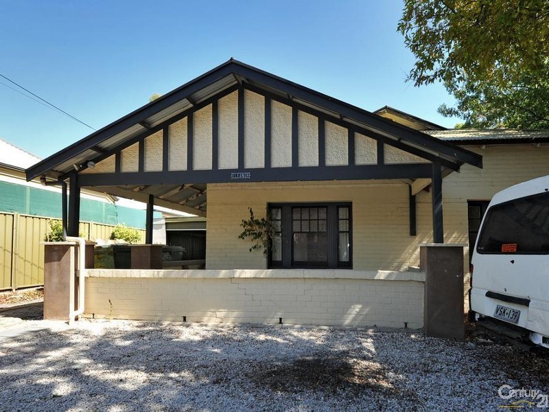 32 Farnham Road, Keswick SA 5035