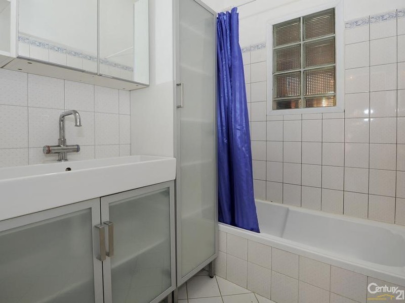 2 Clarence Street, Hilton SA 5033