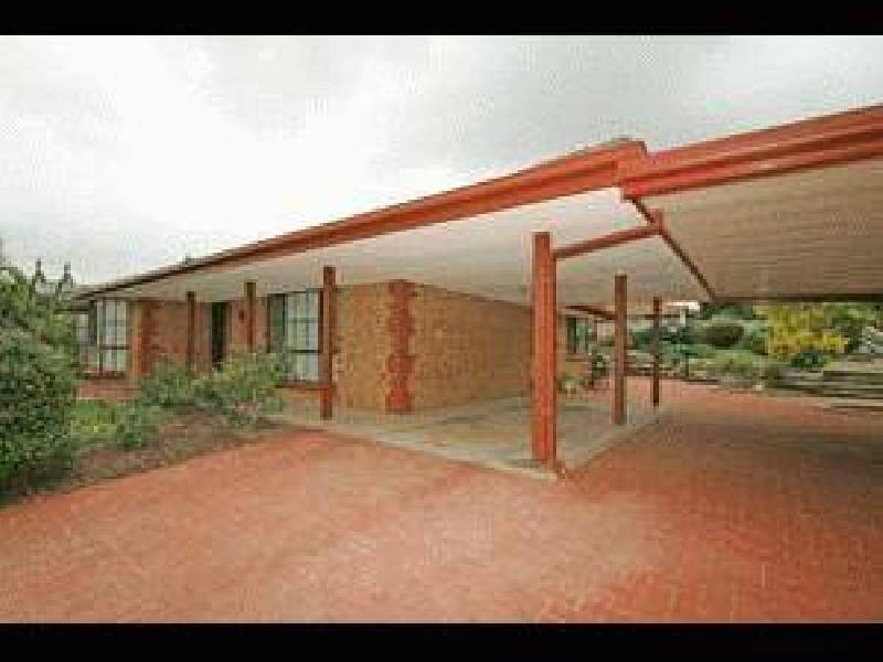 10 Brumby Court, Woodcroft SA 5162