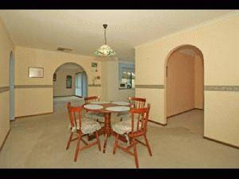 10 Brumby Court, Woodcroft SA 5162