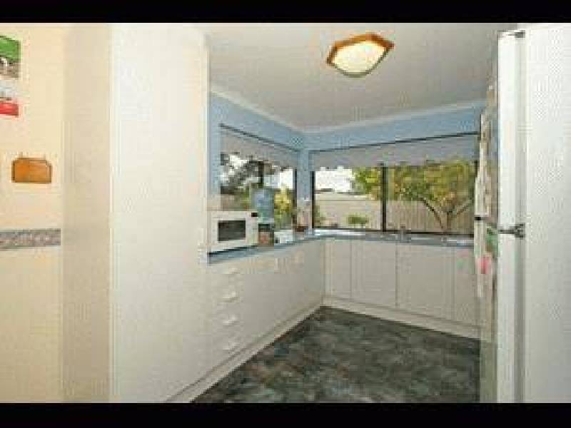 10 Brumby Court, Woodcroft SA 5162