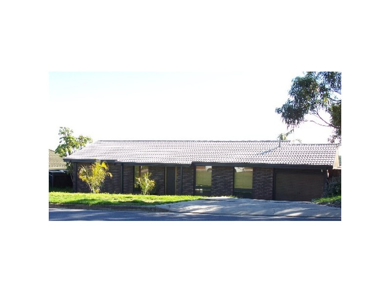 6 Minnipa Drive, Hallett Cove SA 5158