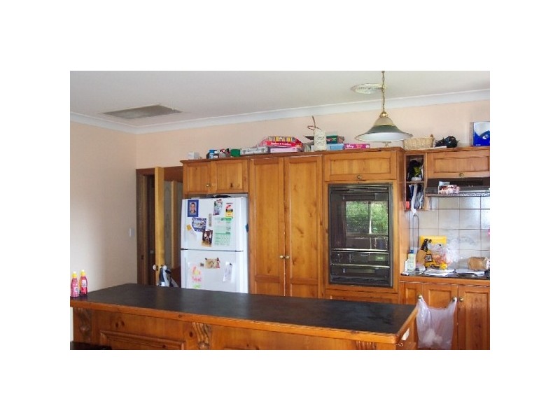 16 Luderitz Close, Hallett Cove SA 5158