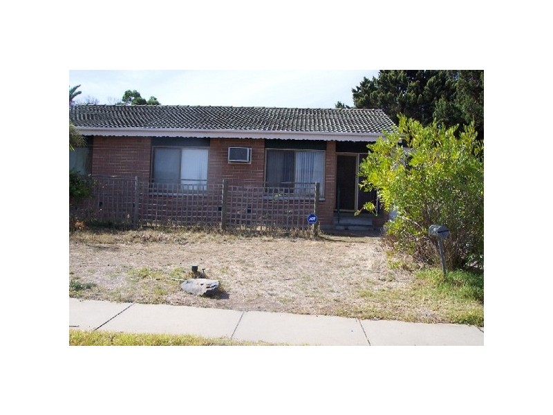31 Moorong Road, O’sullivan Beach SA 5166