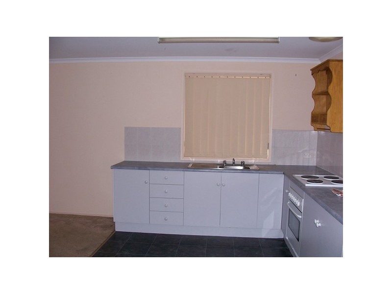 4 Mori Street, Woodcroft SA 5162