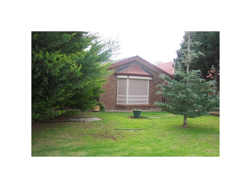 21 Helen Avenue, Aldinga Beach SA 5173