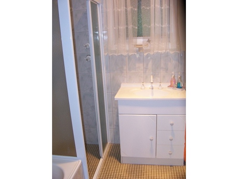 21 Edmund Street, Christie Downs SA 5164